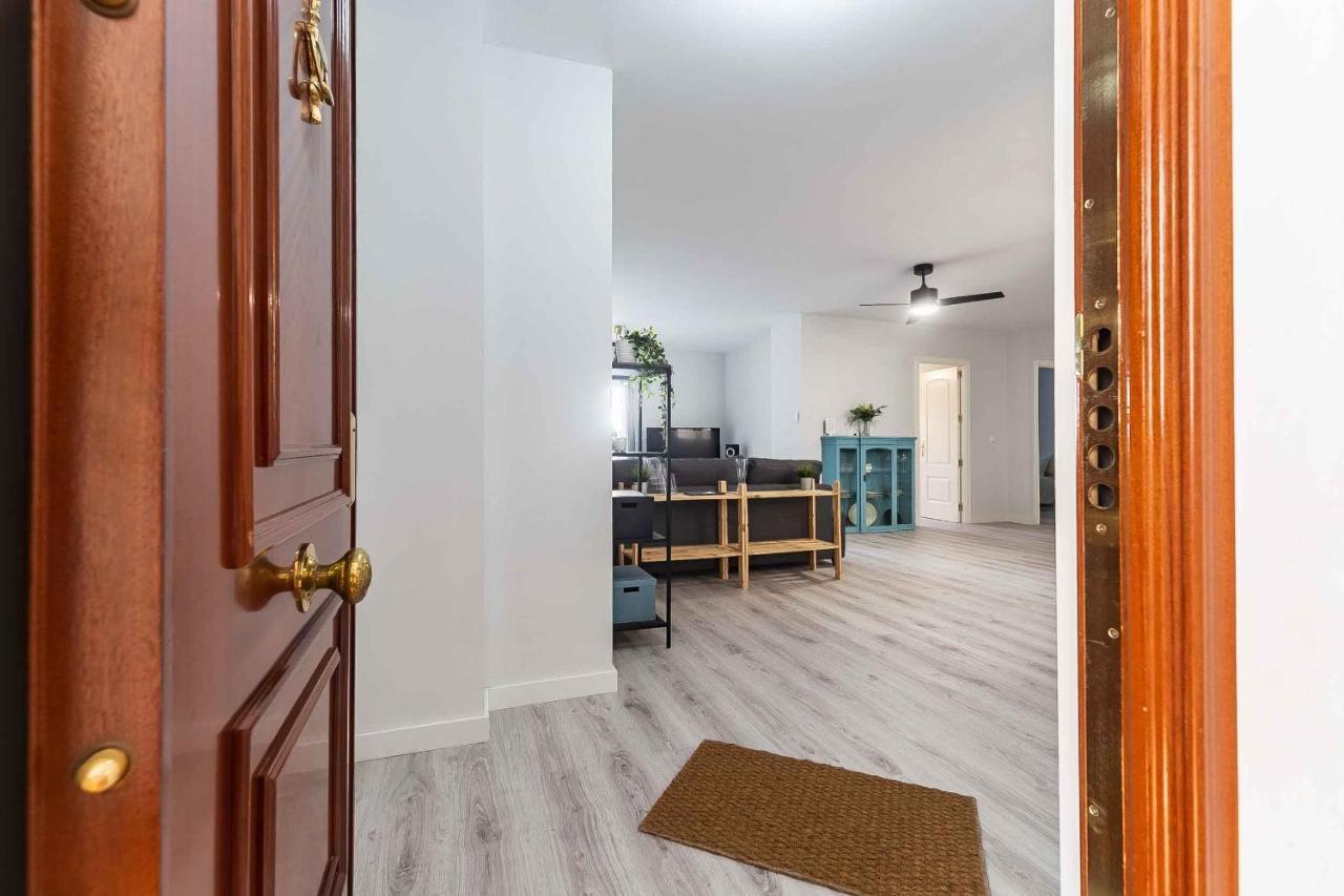 Apartamento Renovado, Tu Escapada De Vacaciones Ideal ฟูเอนฮิโรลา ภายนอก รูปภาพ