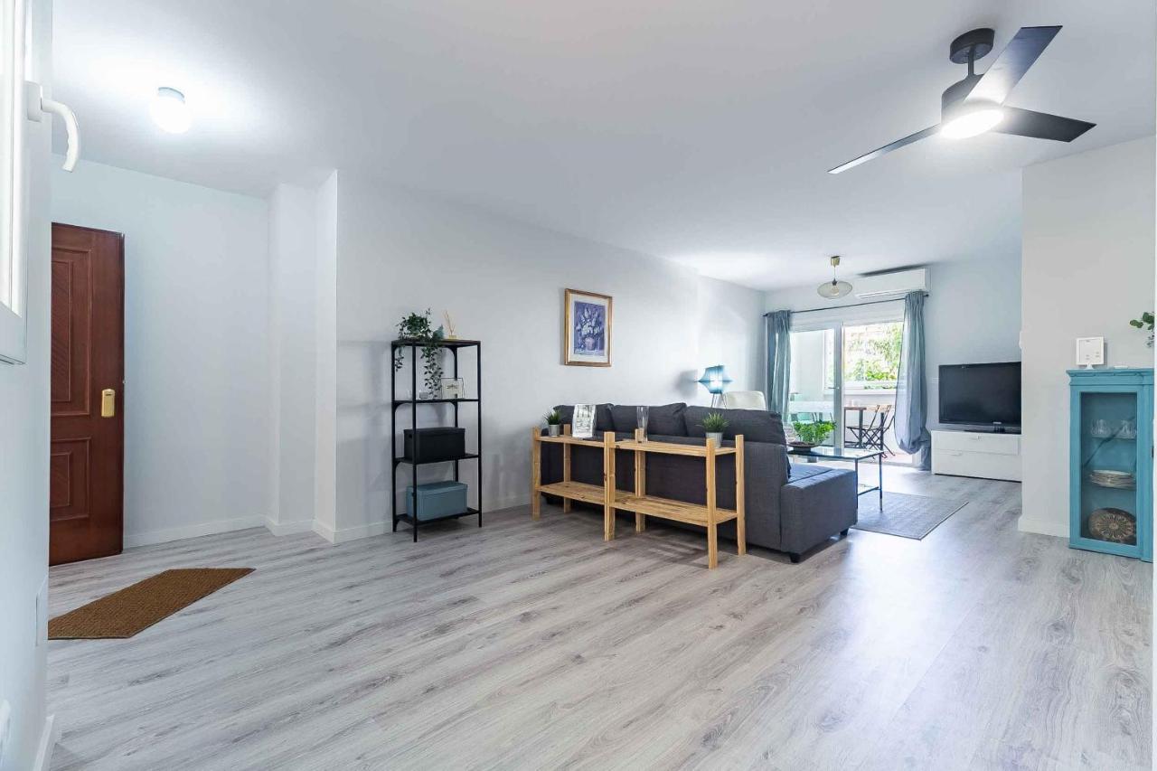 Apartamento Renovado, Tu Escapada De Vacaciones Ideal ฟูเอนฮิโรลา ภายนอก รูปภาพ