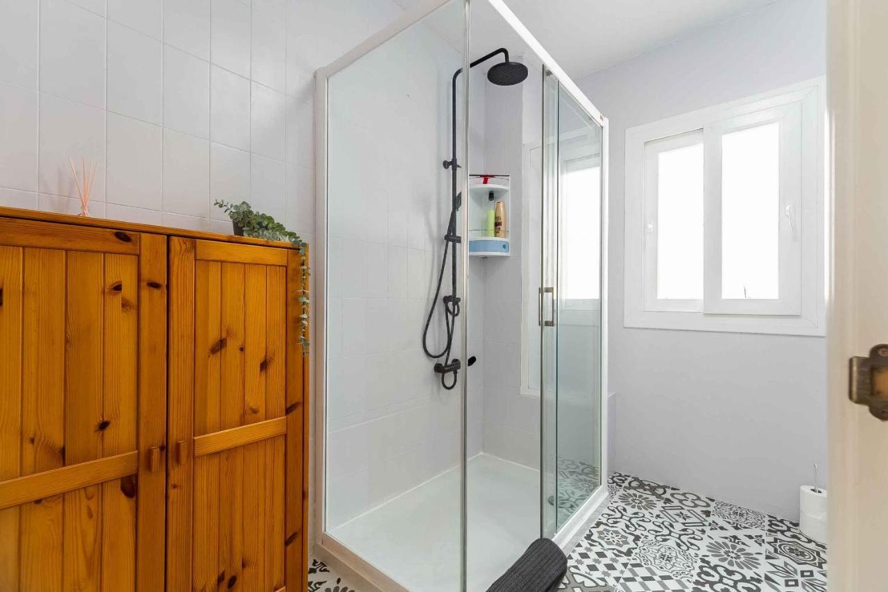 Apartamento Renovado, Tu Escapada De Vacaciones Ideal ฟูเอนฮิโรลา ภายนอก รูปภาพ